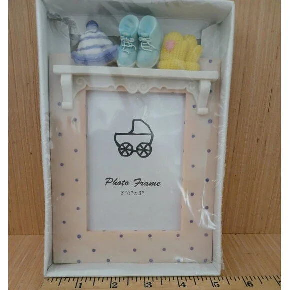 NEW Midwestern Home Products Cute Baby Picture Frame Newborn Holds 3.5x5 Picture - Picture 8 of 8